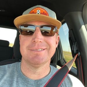 Meet your Posher, Clay